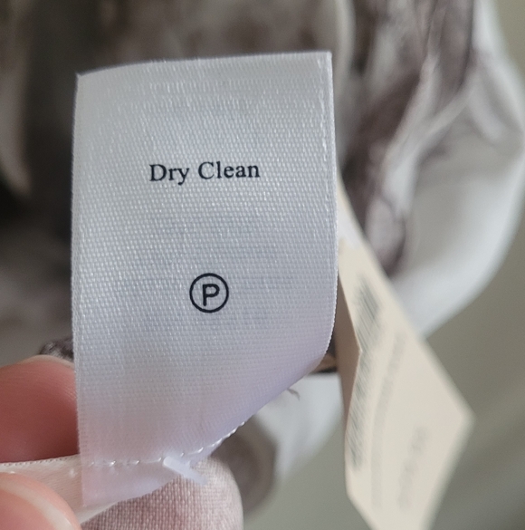 Coldwater Creek Neutral Silk Bld Mediterranean Short Fringed Scarf, Cream & Sand - Picture 7 of 9